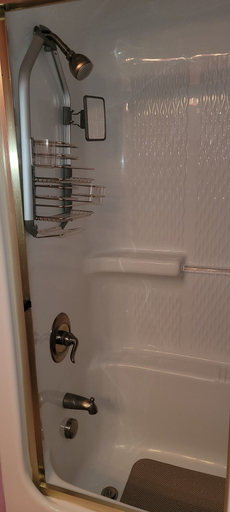 Bathroom 3, Chateau Rouge, Onslow