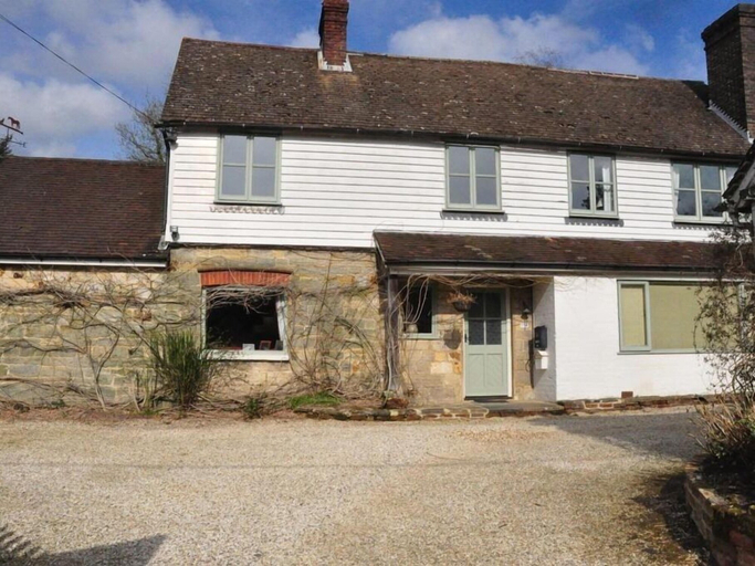 Exterior & Views 5, Little Tidebrook Farm, East Sussex