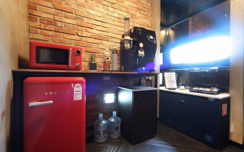 Others 5, Sol Motel, Busanjin