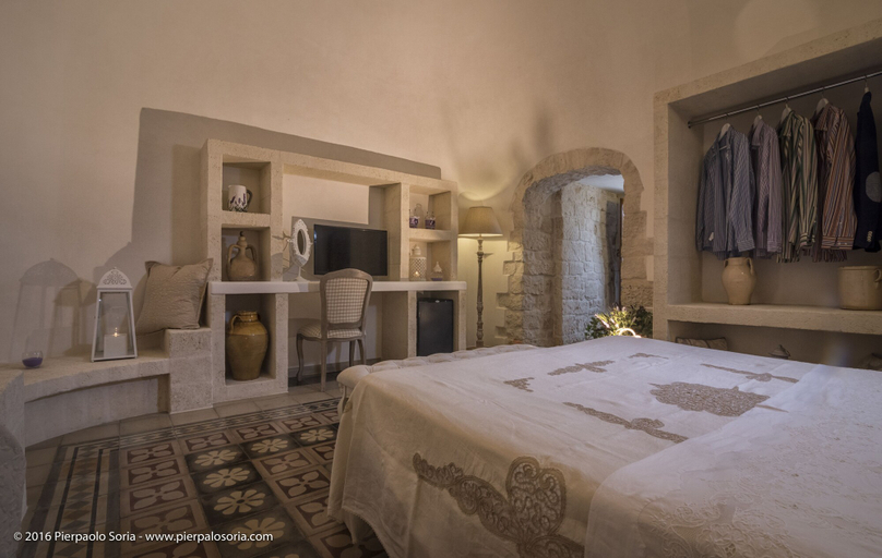 Bedroom 2, Masseria Cappuccini, Brindisi