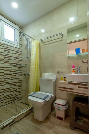 Bathroom 5, Annas Studios, Ionian Islands