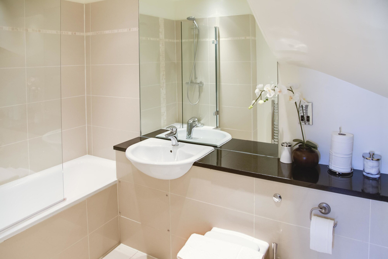 Bathroom 4, Clarendon Luxury Apartments, Edinburgh
