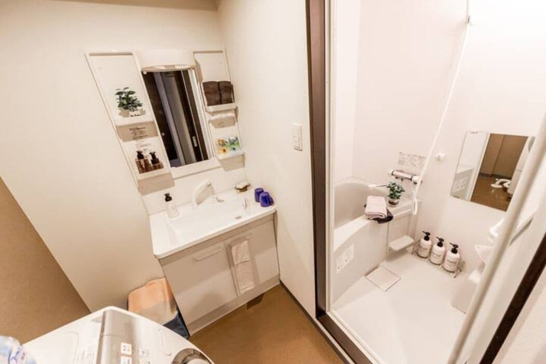 Bathroom 3, Divine, Sapporo