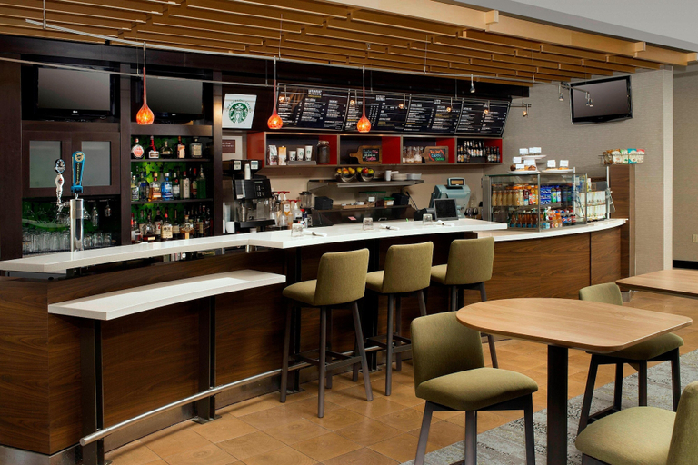 Food & Drinks 5, Courtyard by Marriott Wichita Falls, Wichita