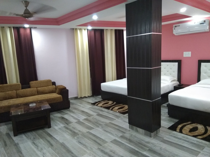 Bedroom 5, Hotel Sky Blue And Restaurant, Kangra