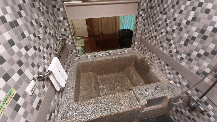 Bathroom 4, Pei Kong Creek Resort & SPA, Nantou