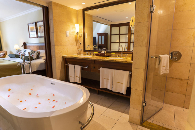 Bathroom 5, Maritim Resort & Spa Mauritius