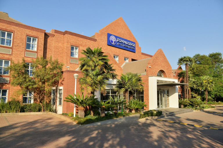 Exterior & Views 2, Town Lodge Menlo Park, City of Tshwane