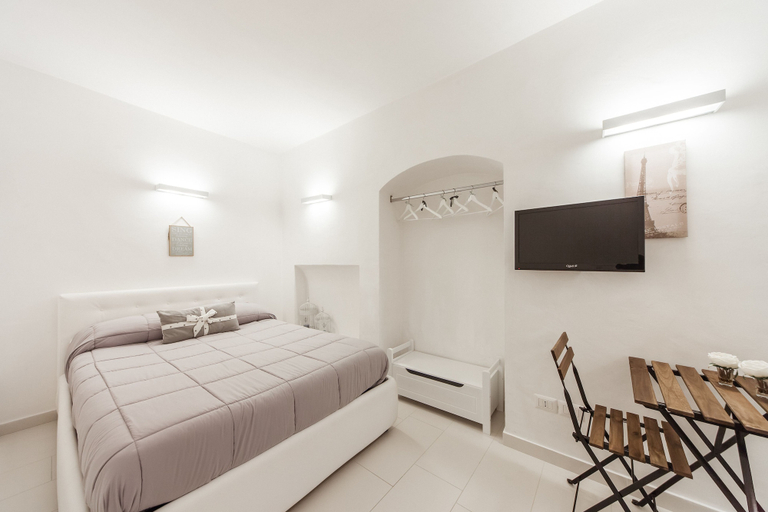 Bedroom 3, B&B Le Caravelle, Bari