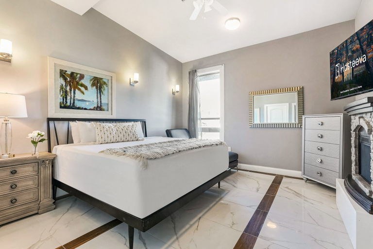 Bedroom 3, Fully Furnished Condos Near St Charles, Orleans