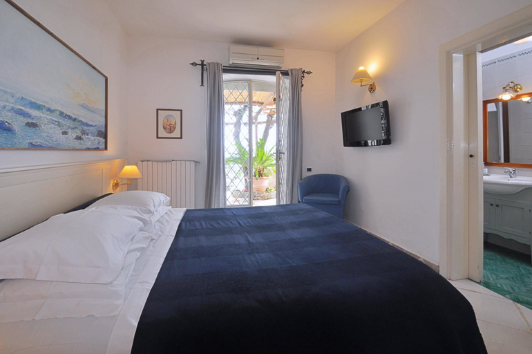 Bedroom 3, Star Fish House, Salerno