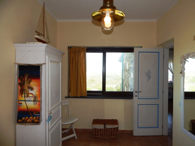 Room amenity 3, Trilo Mirto, Sassari