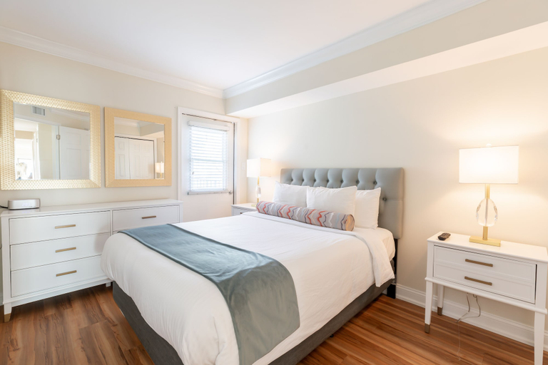 Bedroom 3, La Mer Beachfront Resort, Cape May