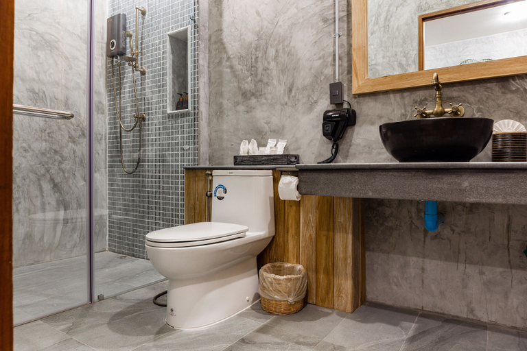Bathroom 5, The Chic Lipe - Hostel, Muang Satun