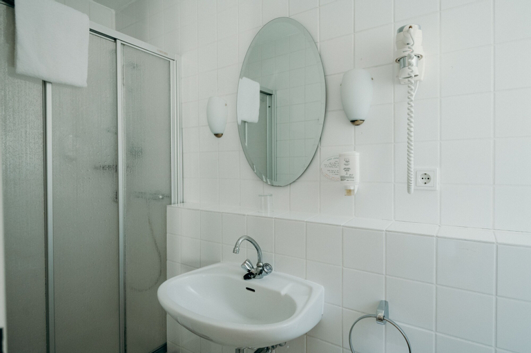 Bedroom 4, Hotel Crystal, Regionalverband Saarbrücken