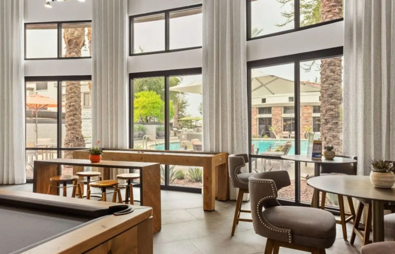 Food & Drinks, Zone Luxe, Maricopa