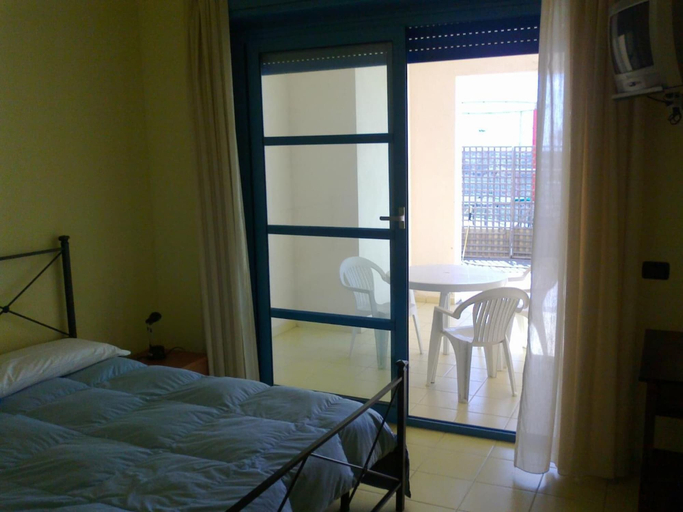 Bedroom 4, Le Torri Casa per Ferie, Rome
