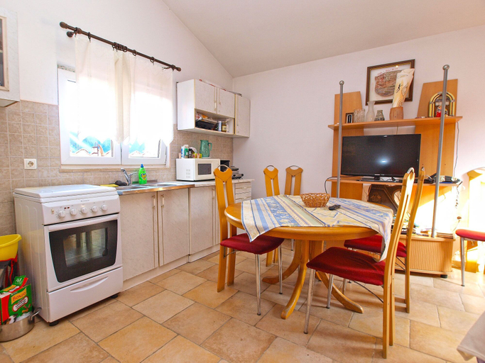 Others 5, Apartment Franko 749, Pula