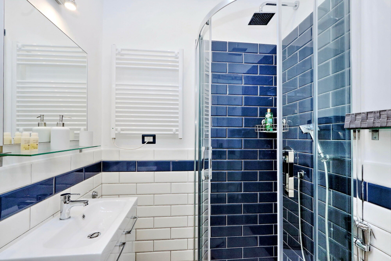 Bathroom 4, Fornaci - WR Apartments, Rome