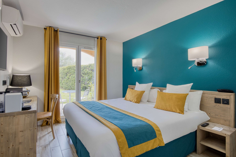 Bedroom 4, Best Western Le Vauban, Pyrénées-Orientales