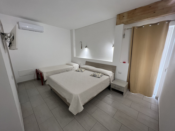 Bedroom 4, Al Mare da Francesca, Olbia-Tempio