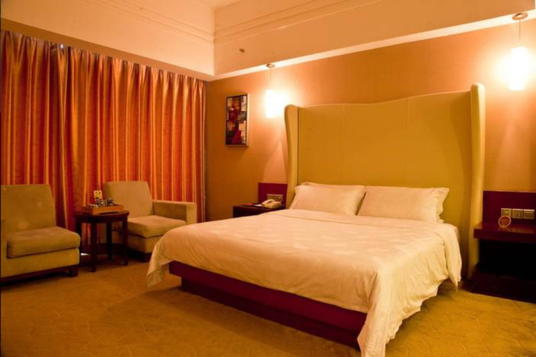 Bedroom 2, Eastern Banshan Hotel, Shenzhen