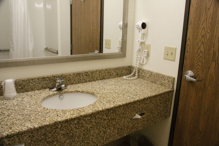 Bathroom 5, Horizon Inn and Suites, Cuming
