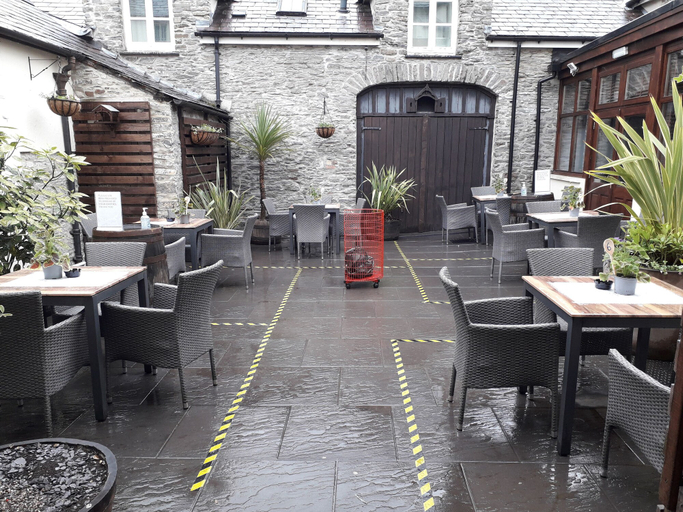 Food & Drinks, The Royal Oak Hotel, Ceredigion