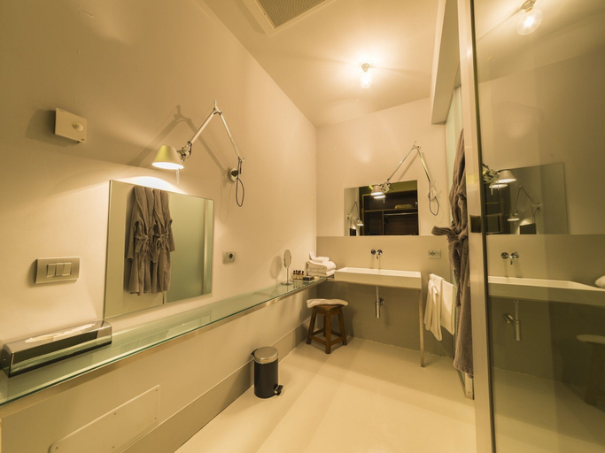 Bathroom 5, Antonello Colonna Resort & SPA, Roma