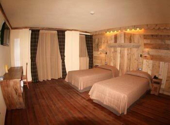 Bedroom 2, Hotel Mon Reve, Aosta