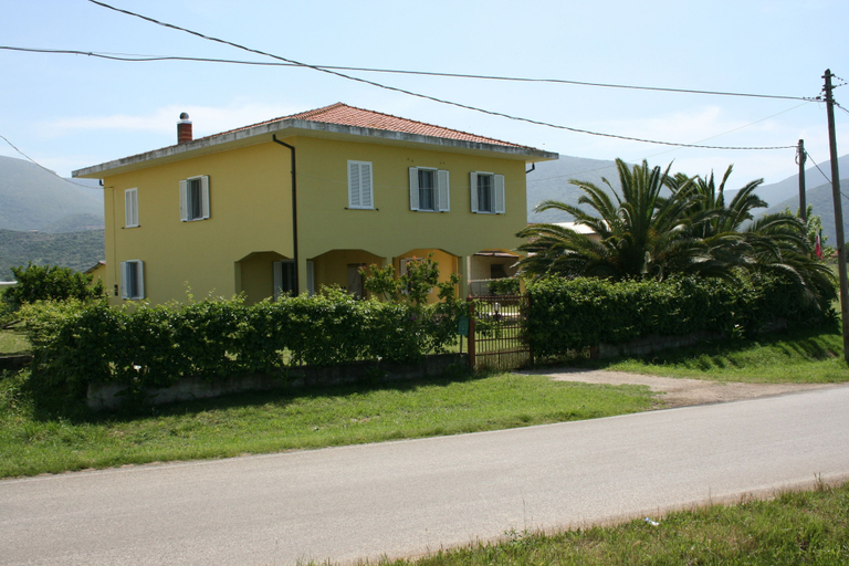 Exterior & Views 2, Bed and Breakfast Elisa, Latina