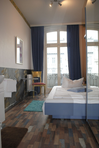 Bedroom 3, Hotel Village, Hamburg