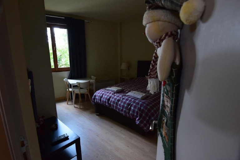 Bedroom 3, Arahova Pansion, Central Greece