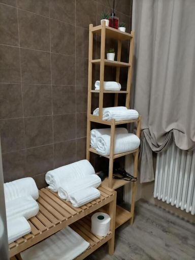 Bathroom 4, B&B Lei, Foggia