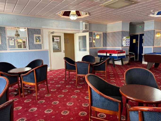 Food & Drinks 5, Sunset Beach Hotel, Blackpool