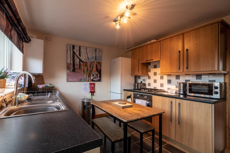 Others 3, Allanvale Holiday Home - Inverness - Dog Friendly, Highland