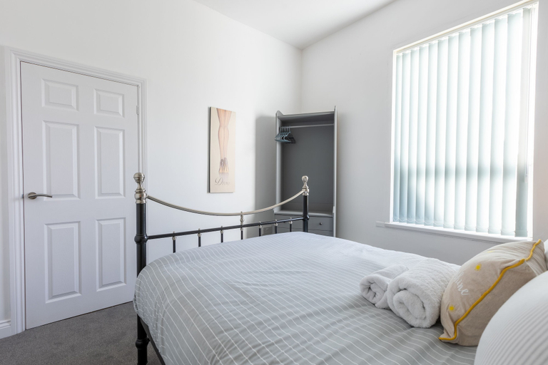 Bedroom 2, Platform Stadium Apartment, Kingston upon Hull