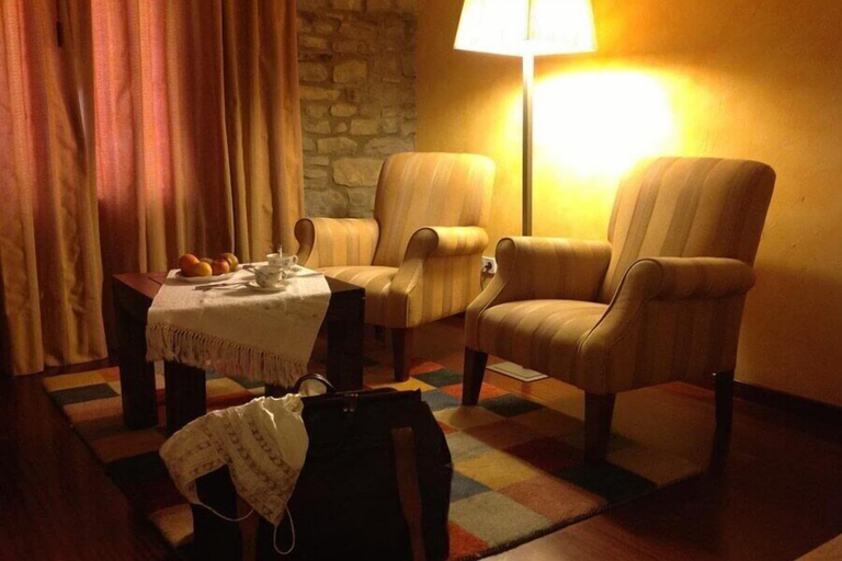 Others 5, Hotel Los Arcos, Huesca