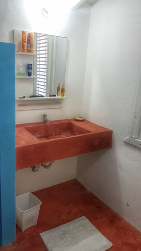 Bathroom 3, Casa Mariposa, Santa Bárbara de Samaná
