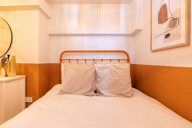 Bedroom 3, The Paddington Flat - Modern 2bdr With Patio, London