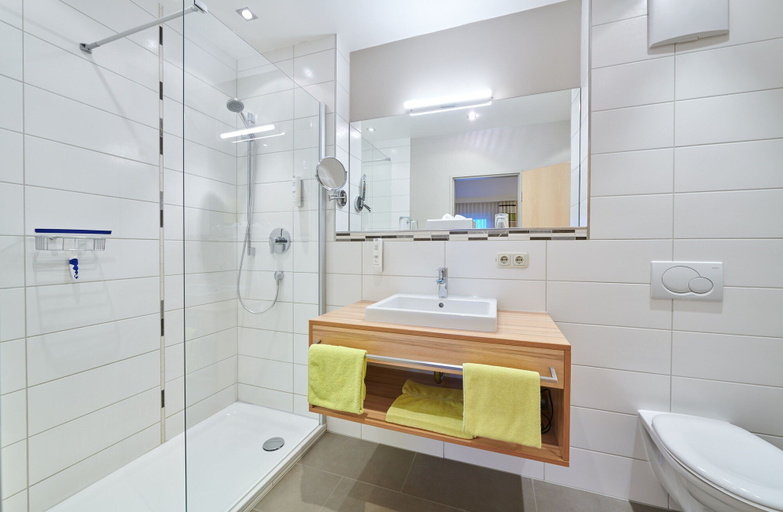 Bathroom 5, Inntalhof, Rottal-Inn