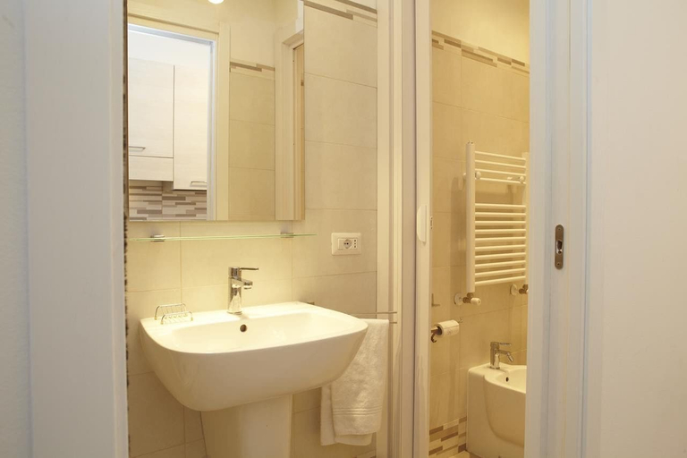 Others 5, Zia Apartment - Near Vatican Museums, Roma