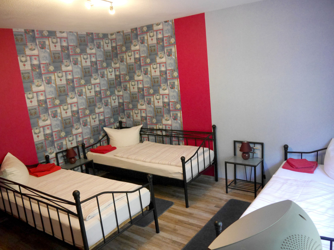 Bedroom 4, Gästehaus Zimmer Frei, Cuxhaven