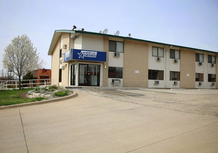 Exterior & Views 2, Americas Best Value Inn East Peoria, Tazewell