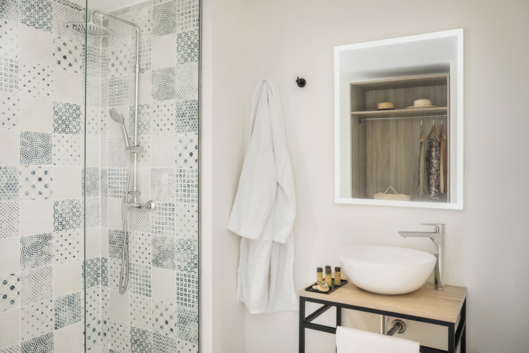 Bathroom 5, Aparthotel Marina Drach, Baleares