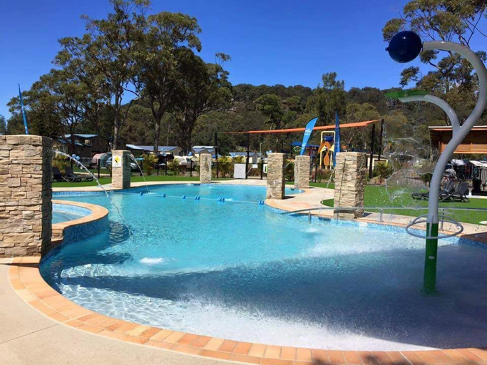 Sport & Beauty 3, NRMA Ocean Beach Holiday Resort, Gosford - West