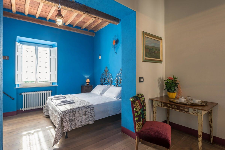 Bedroom 5, Civicouno Campiglia B&B, Livorno