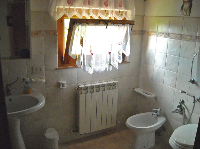 Bathroom 4, La Dolce Collina, Perugia