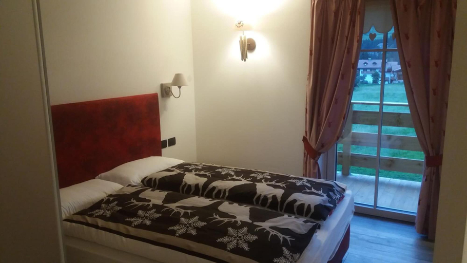 Bedroom 3, Majon de la Nona, Trento