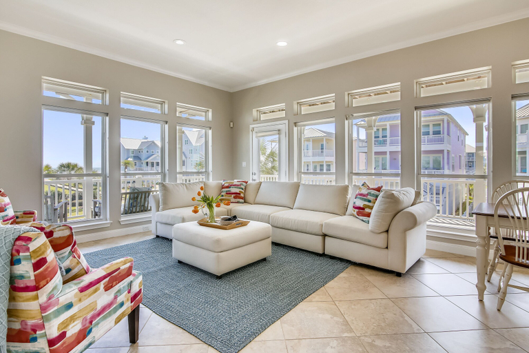 Others 5, Seafoam House, Galveston